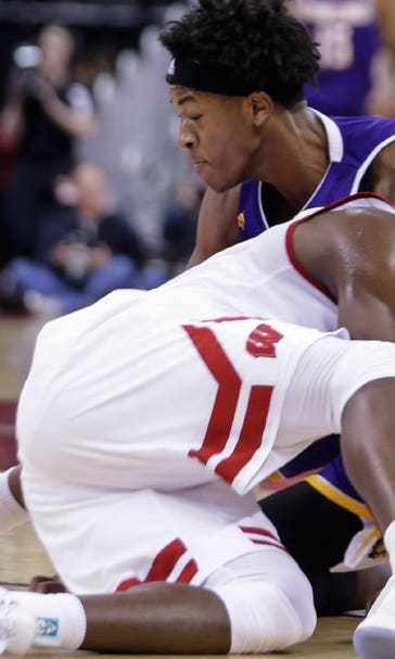Western Illinois upsets Wisconsin in opener, 69-67
